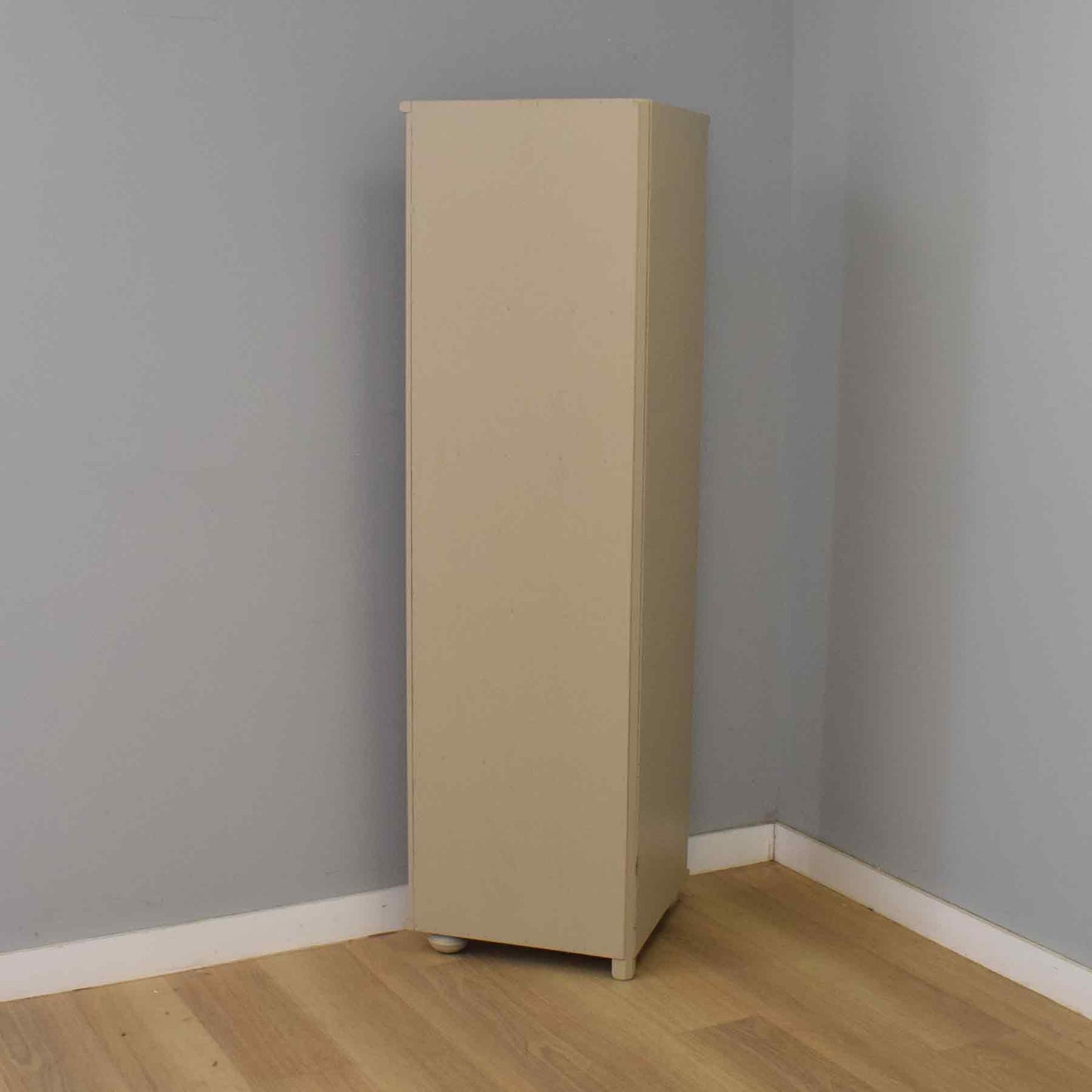 Painted Corner Unit