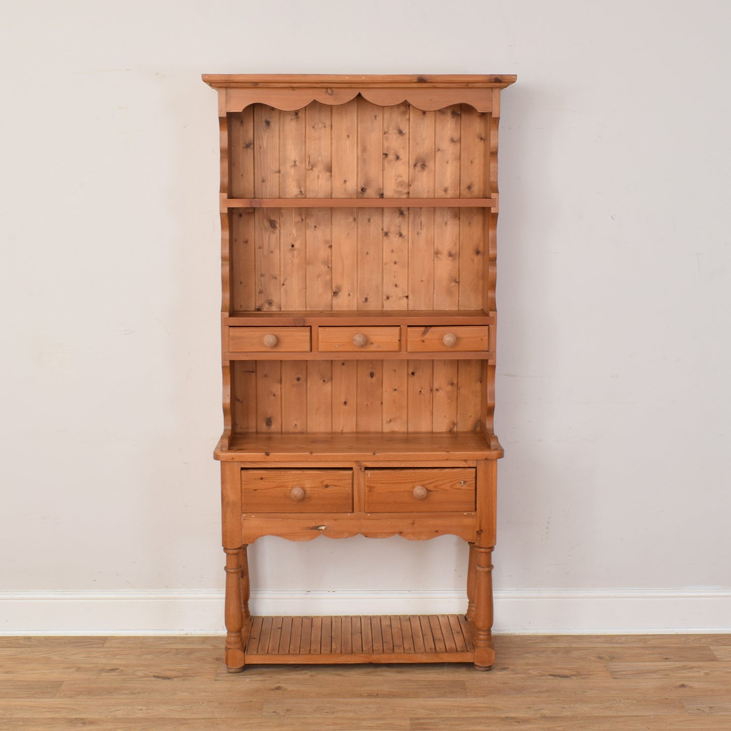 Pine Dresser