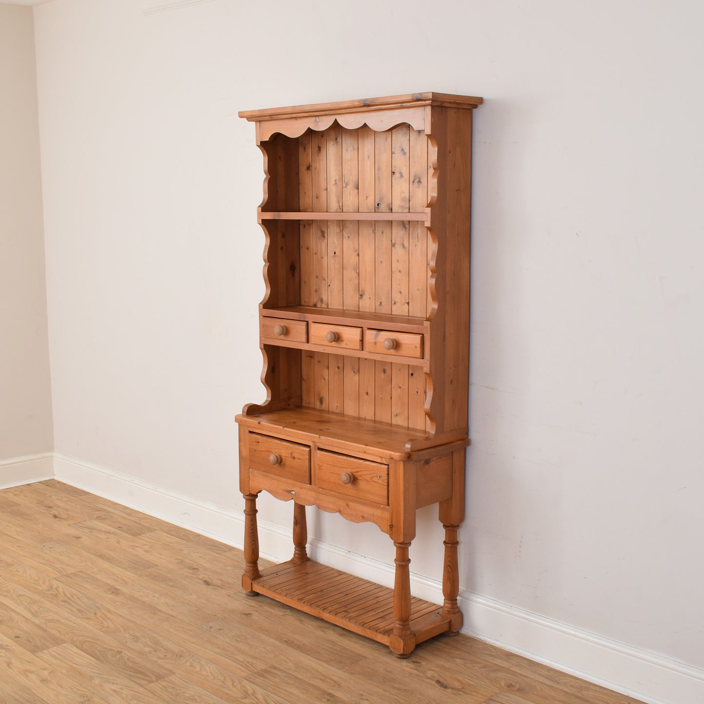 Pine Dresser