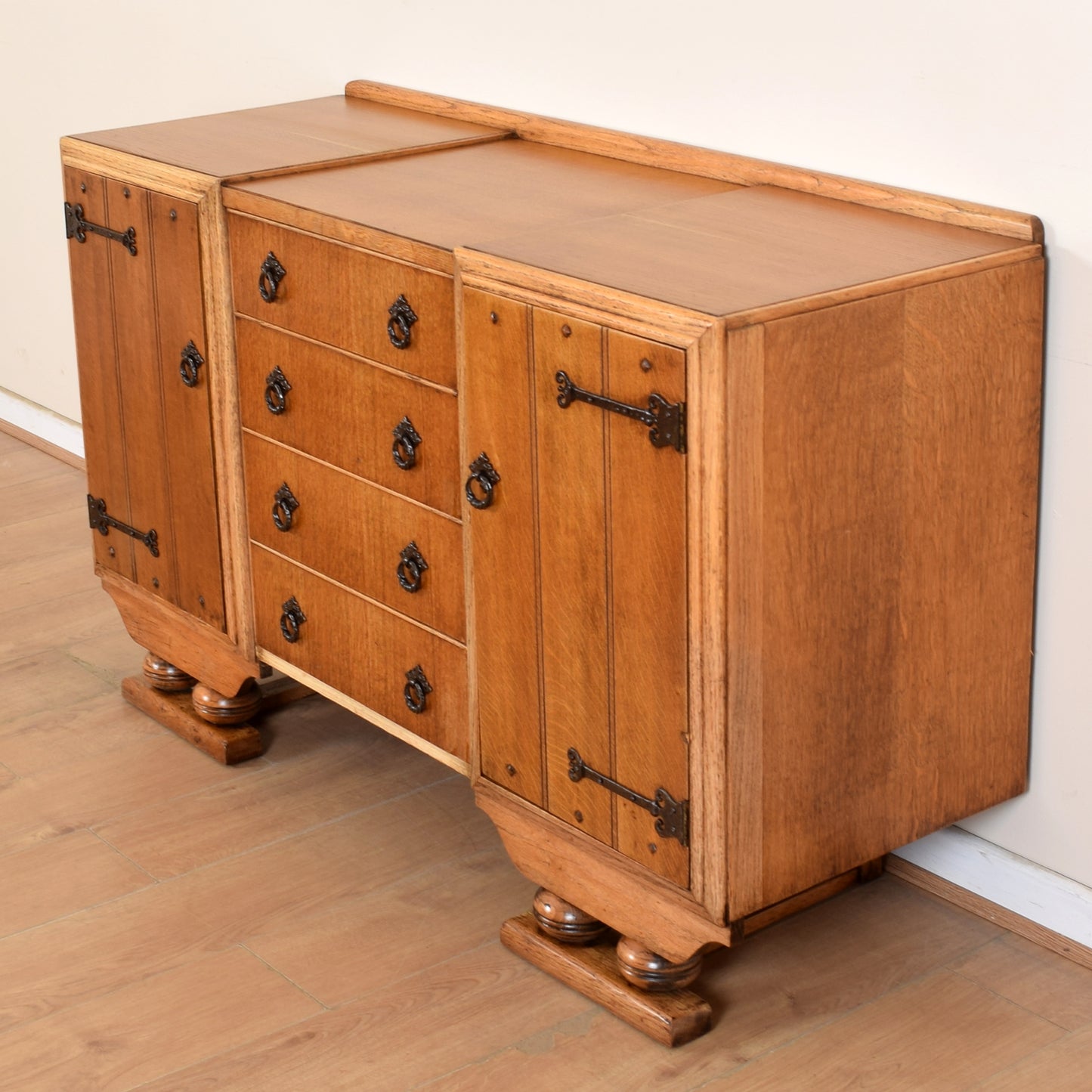 Vintage Art-Deco Style Sideboard