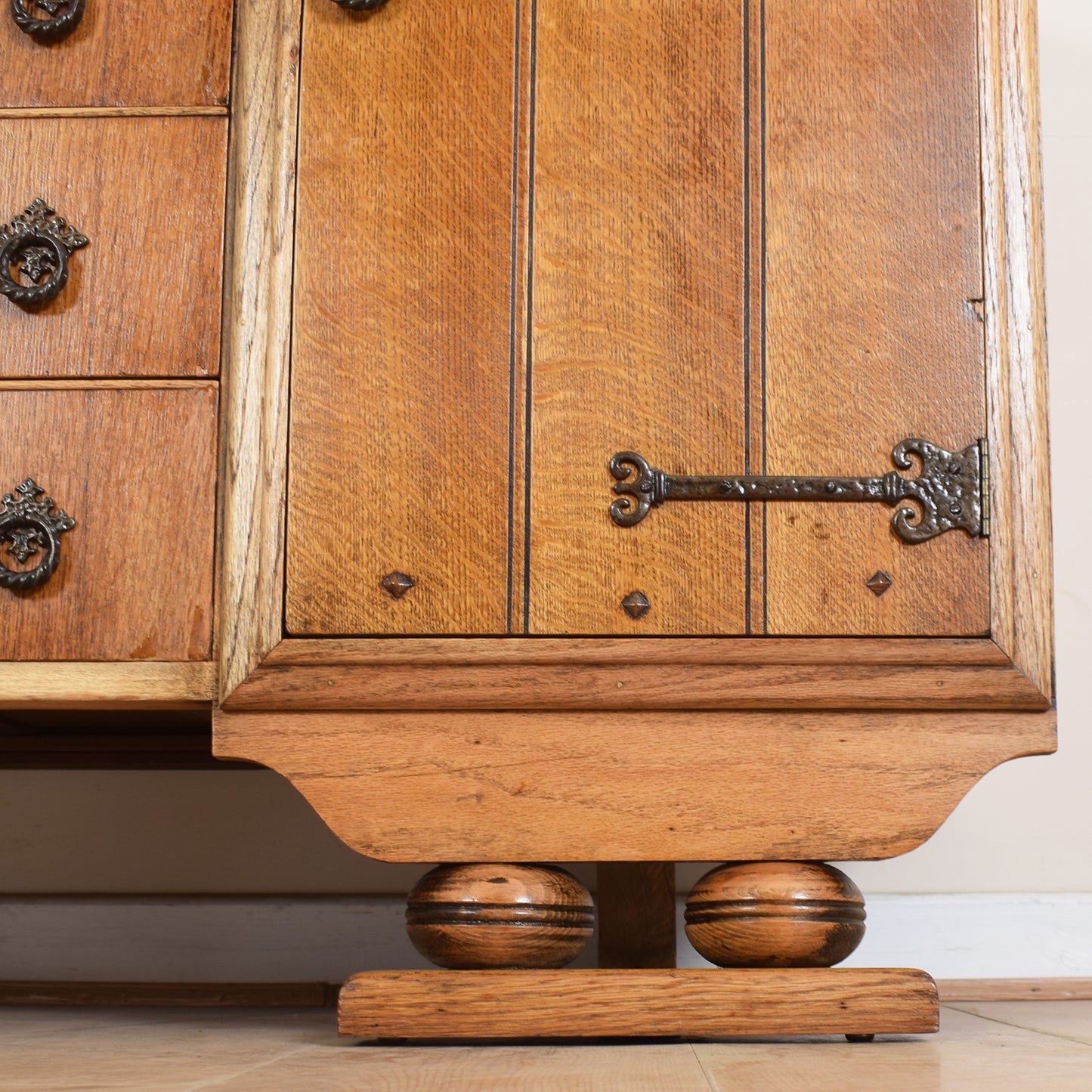 Vintage Art-Deco Style Sideboard