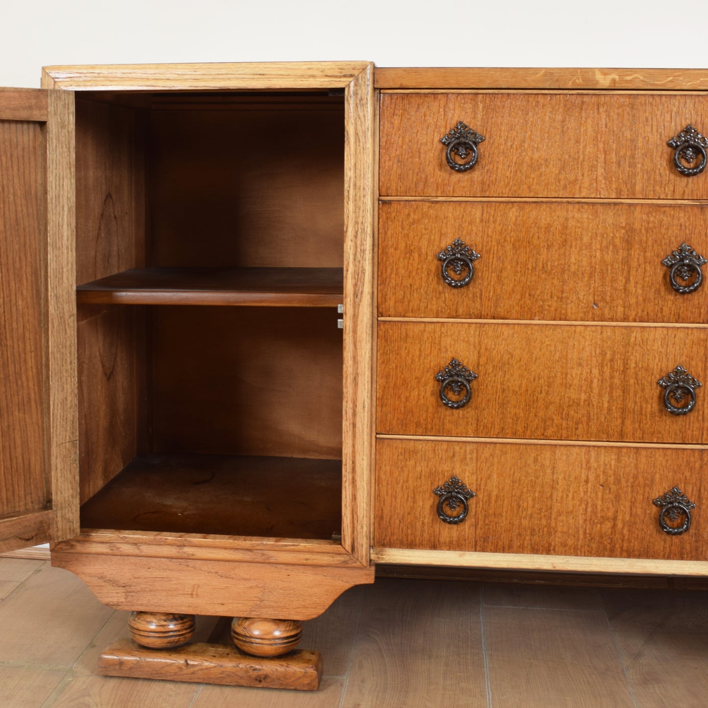 Vintage Art-Deco Style Sideboard