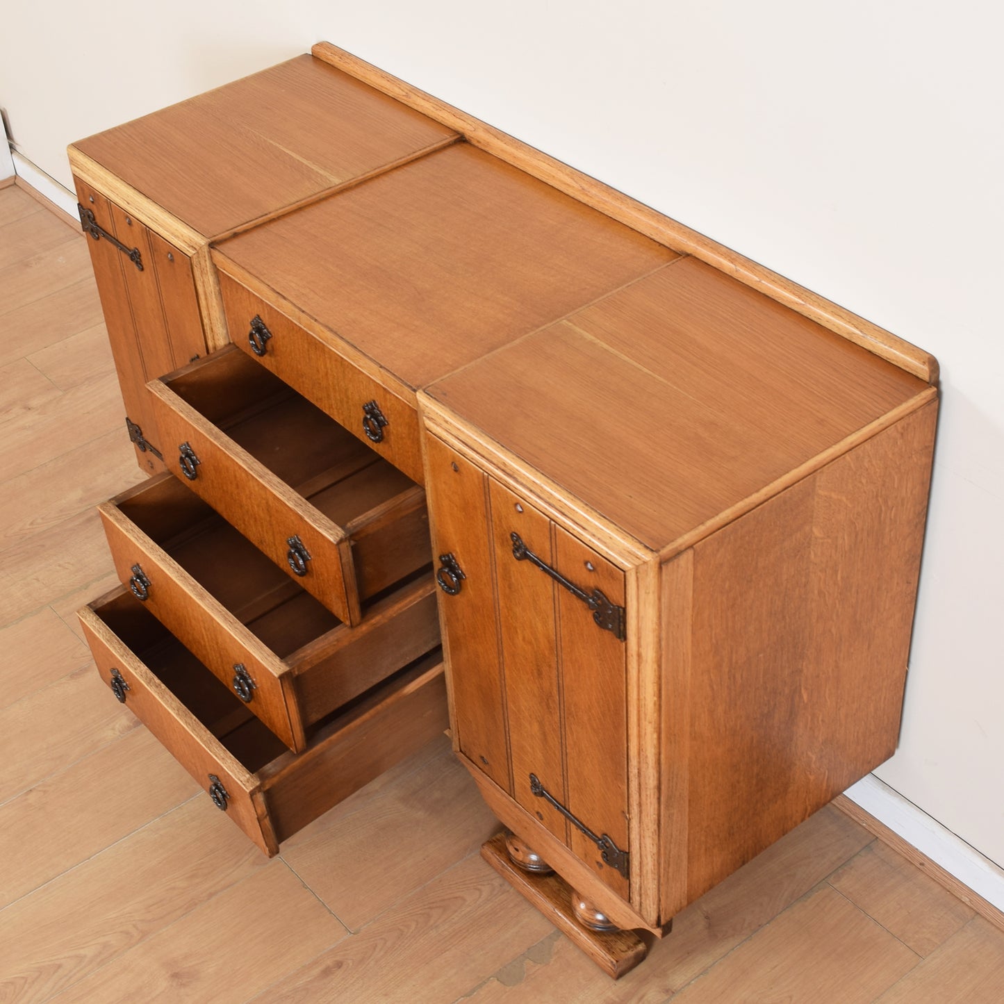 Vintage Art-Deco Style Sideboard
