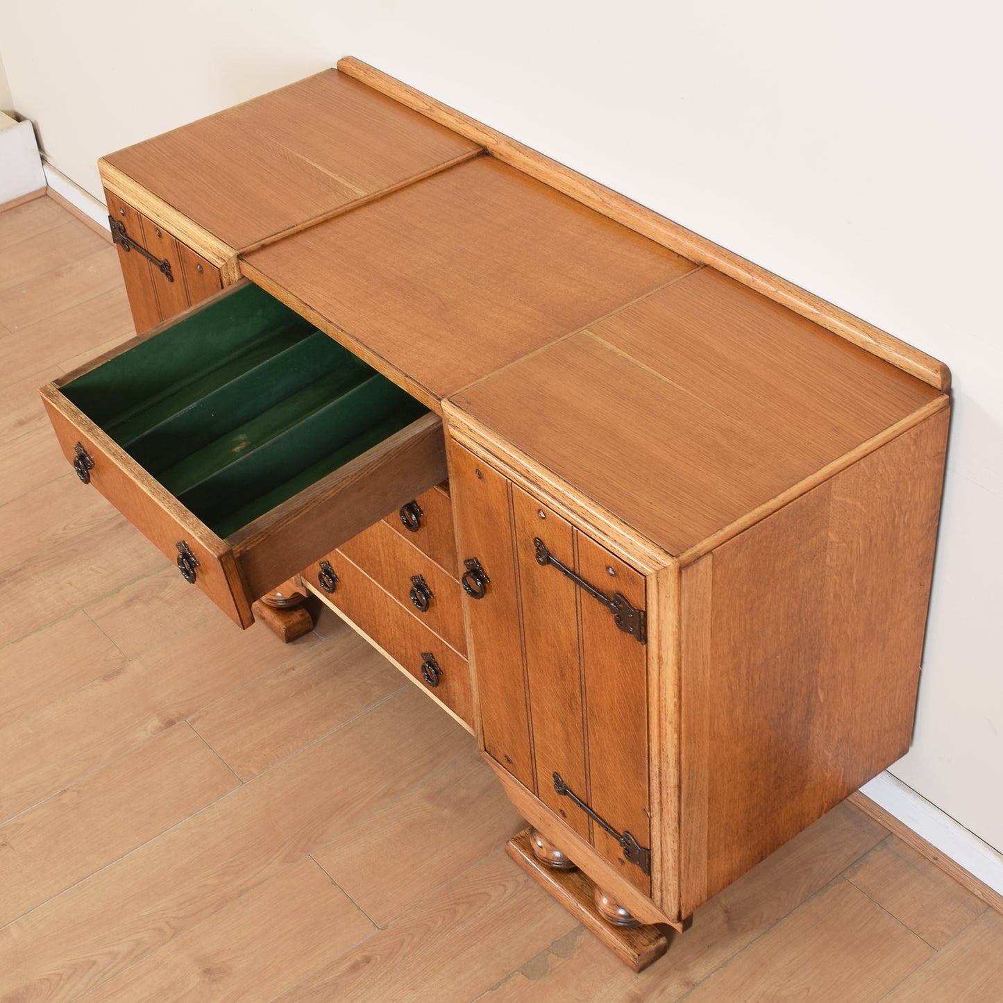 Vintage Art-Deco Style Sideboard