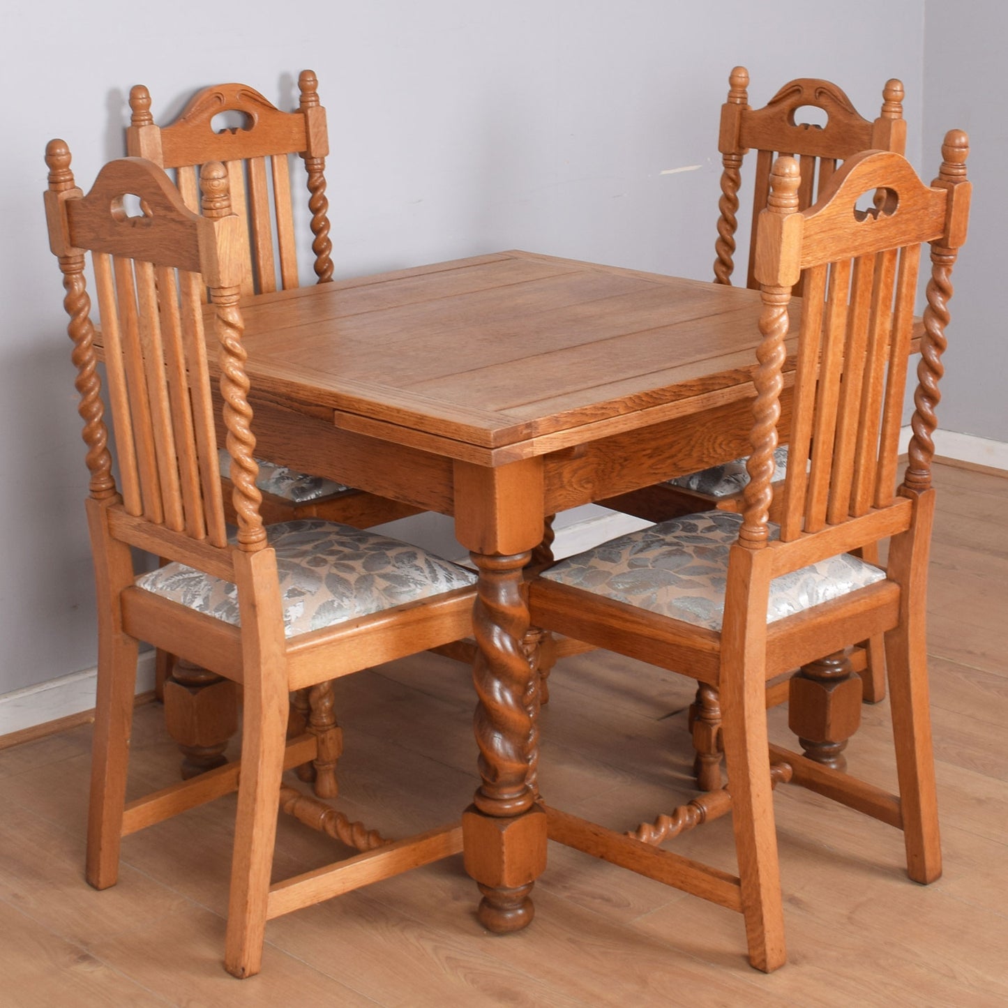 Barley Twist Dining Table with Four Chairs