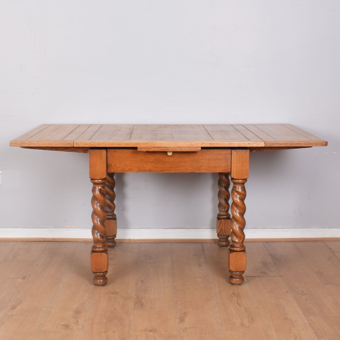 Barley Twist Dining Table with Four Chairs