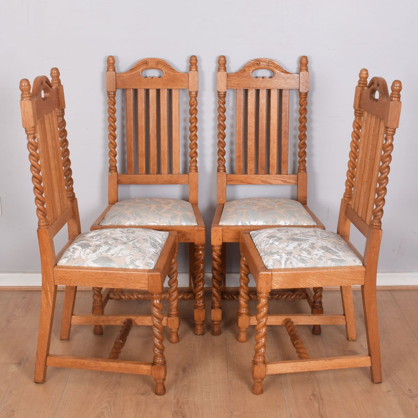 Barley Twist Dining Table with Four Chairs