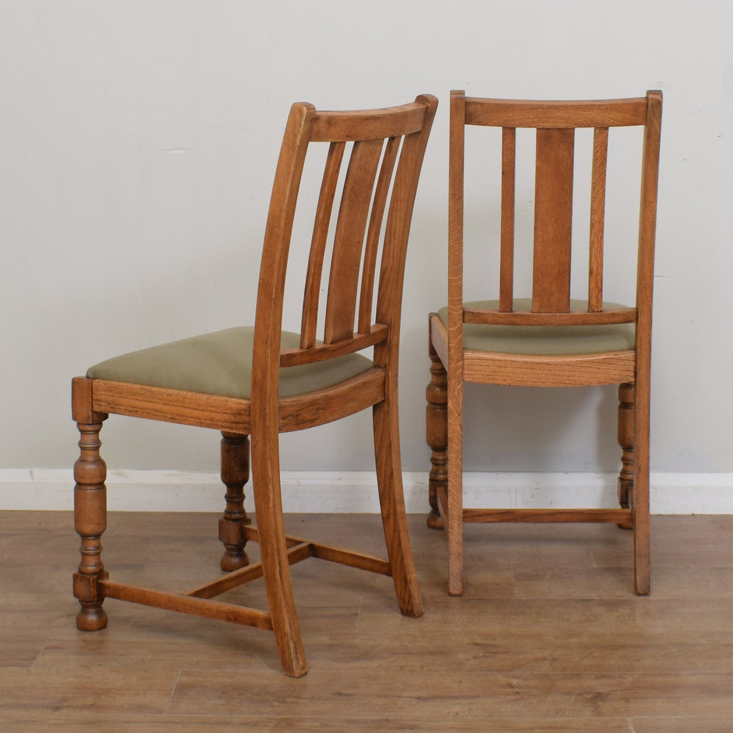 Vintage Oak Draw Leaf Table And Four Chairs