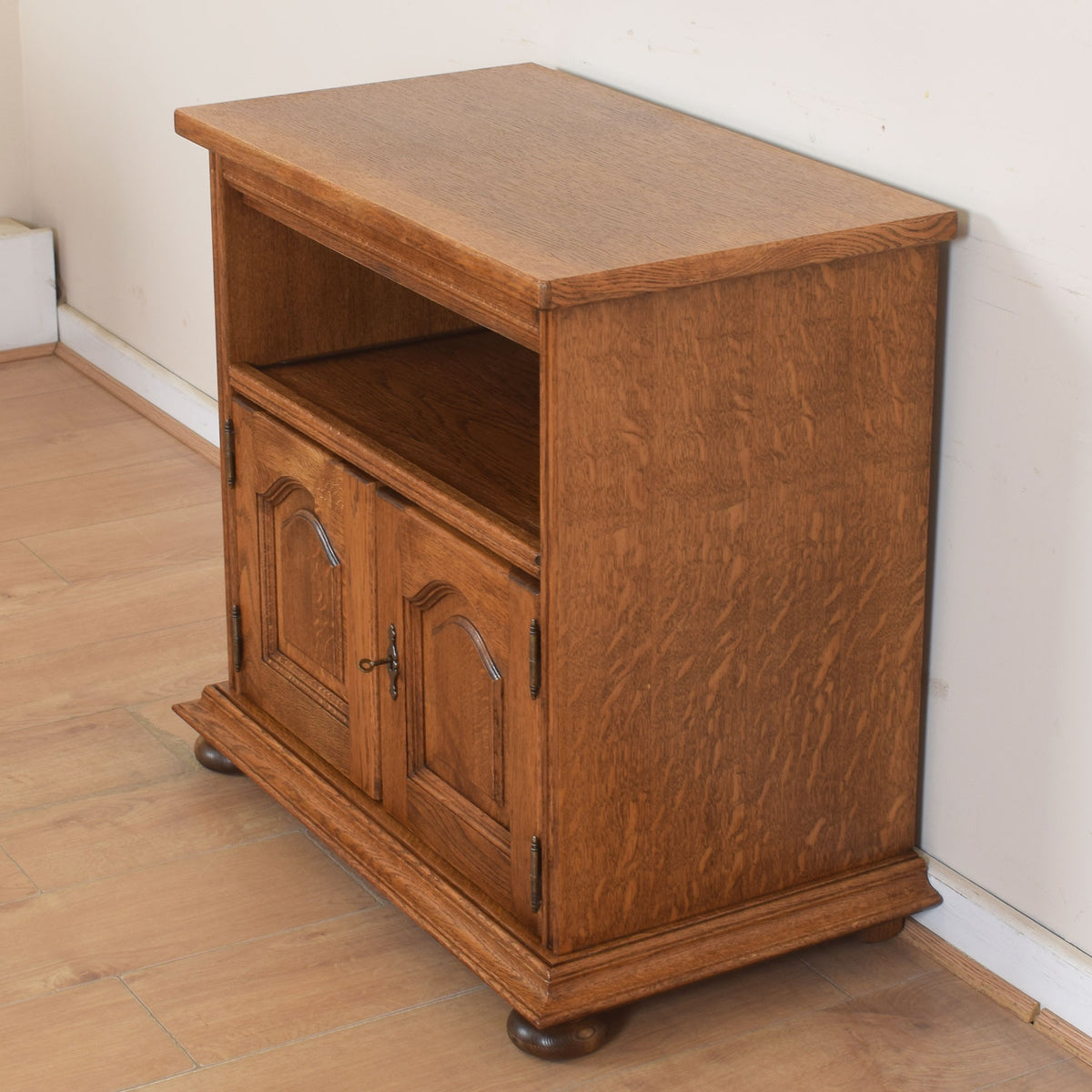 Oak Swivel Top TV Cabinet