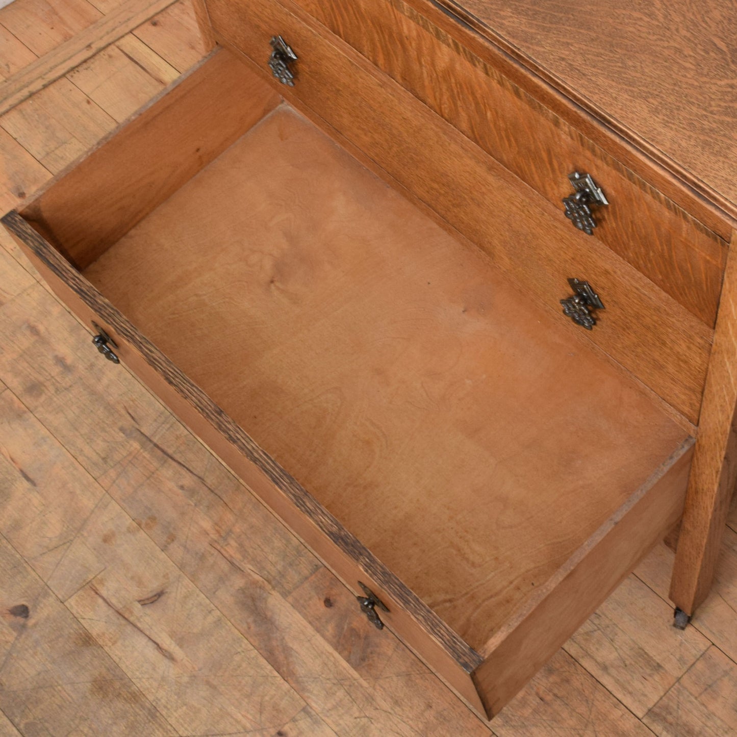 Restored Oak Chest of Drawers