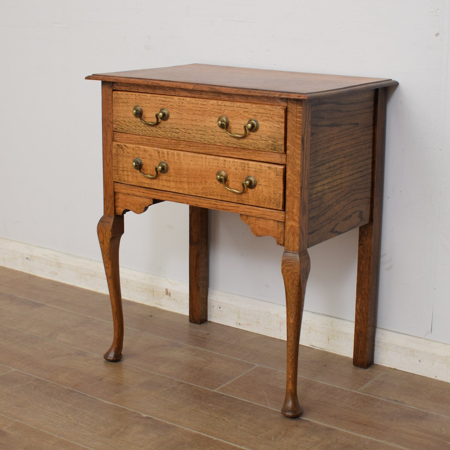 Oak Chest of Drawers