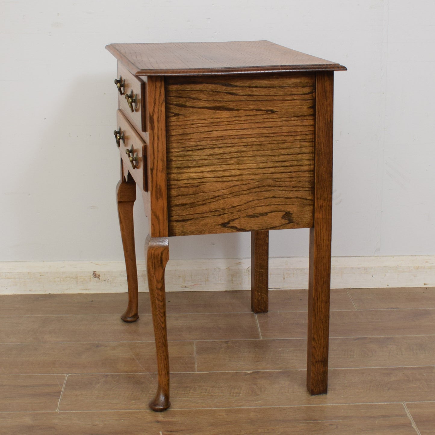 Oak Chest of Drawers