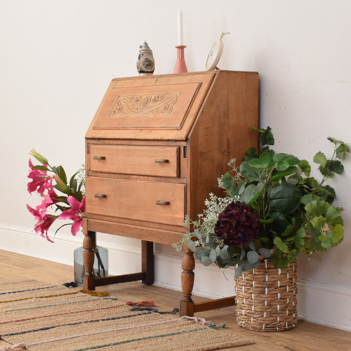 Oak Bureau