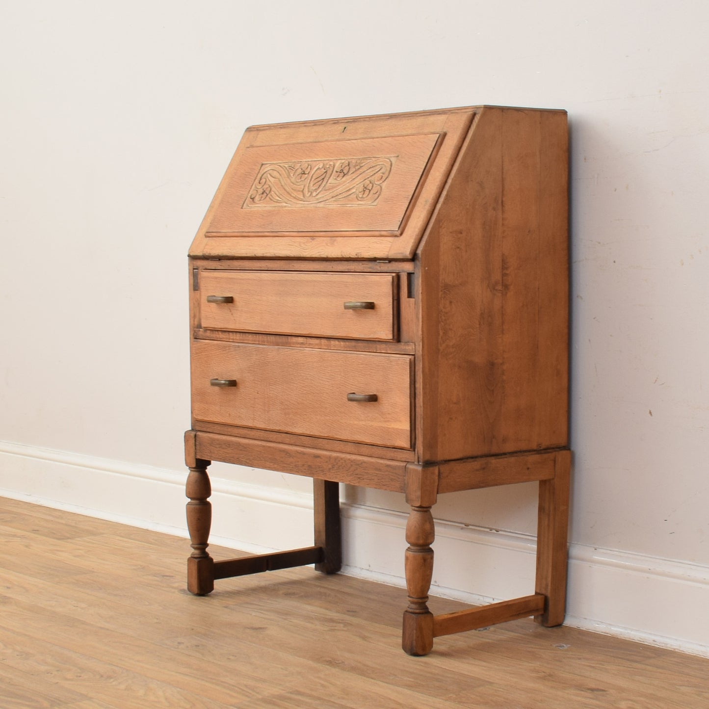 Oak Bureau