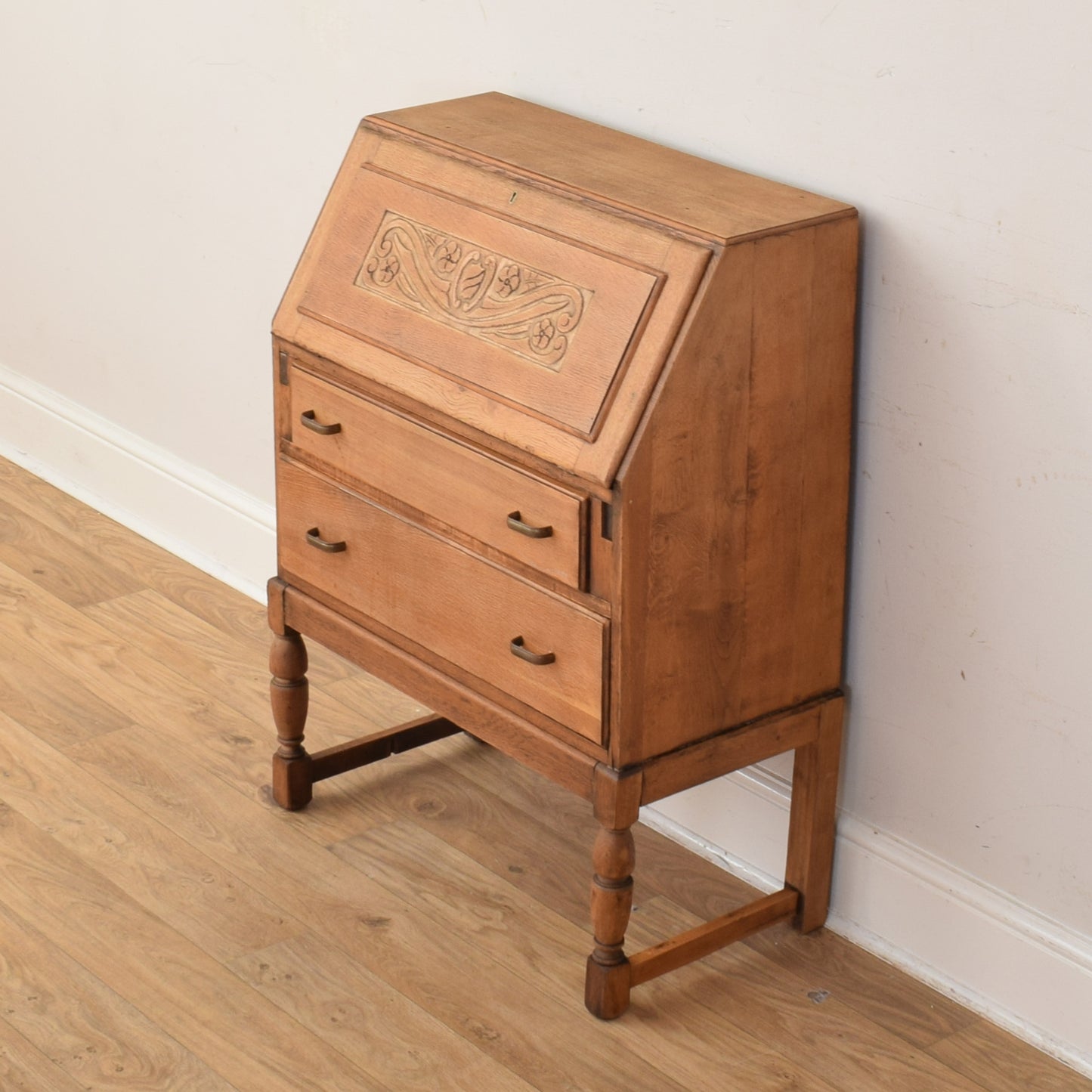 Oak Bureau