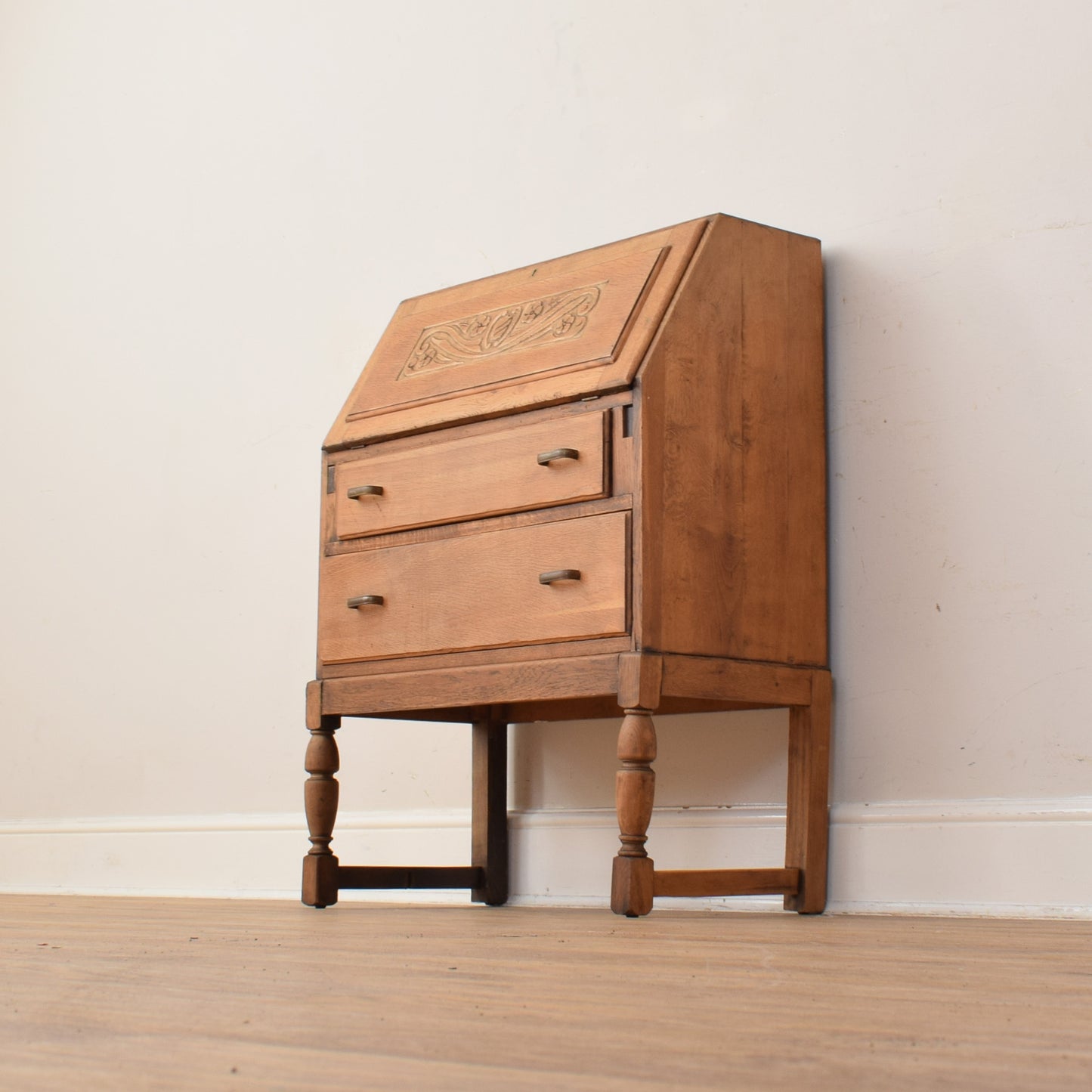 Oak Bureau