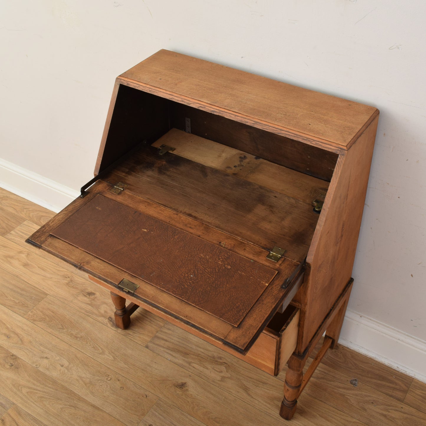 Oak Bureau