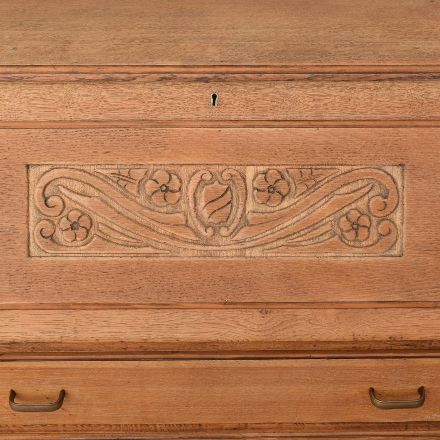 Oak Bureau