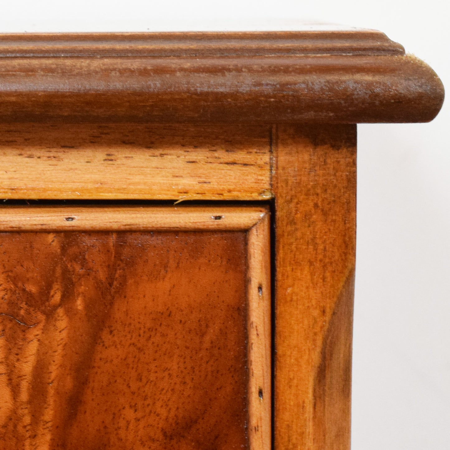 Flamed Mahogany Chest of Drawers