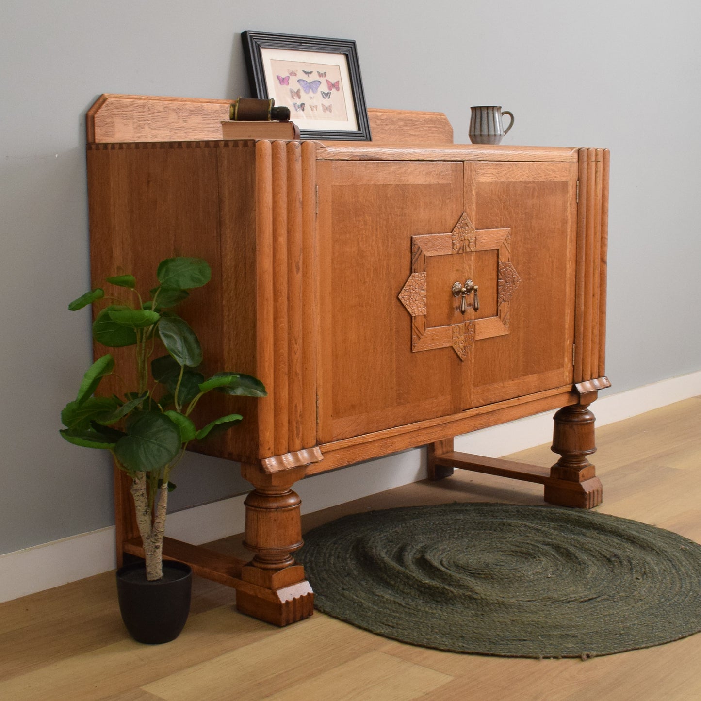 Oak Art-Deco Style Sideboard