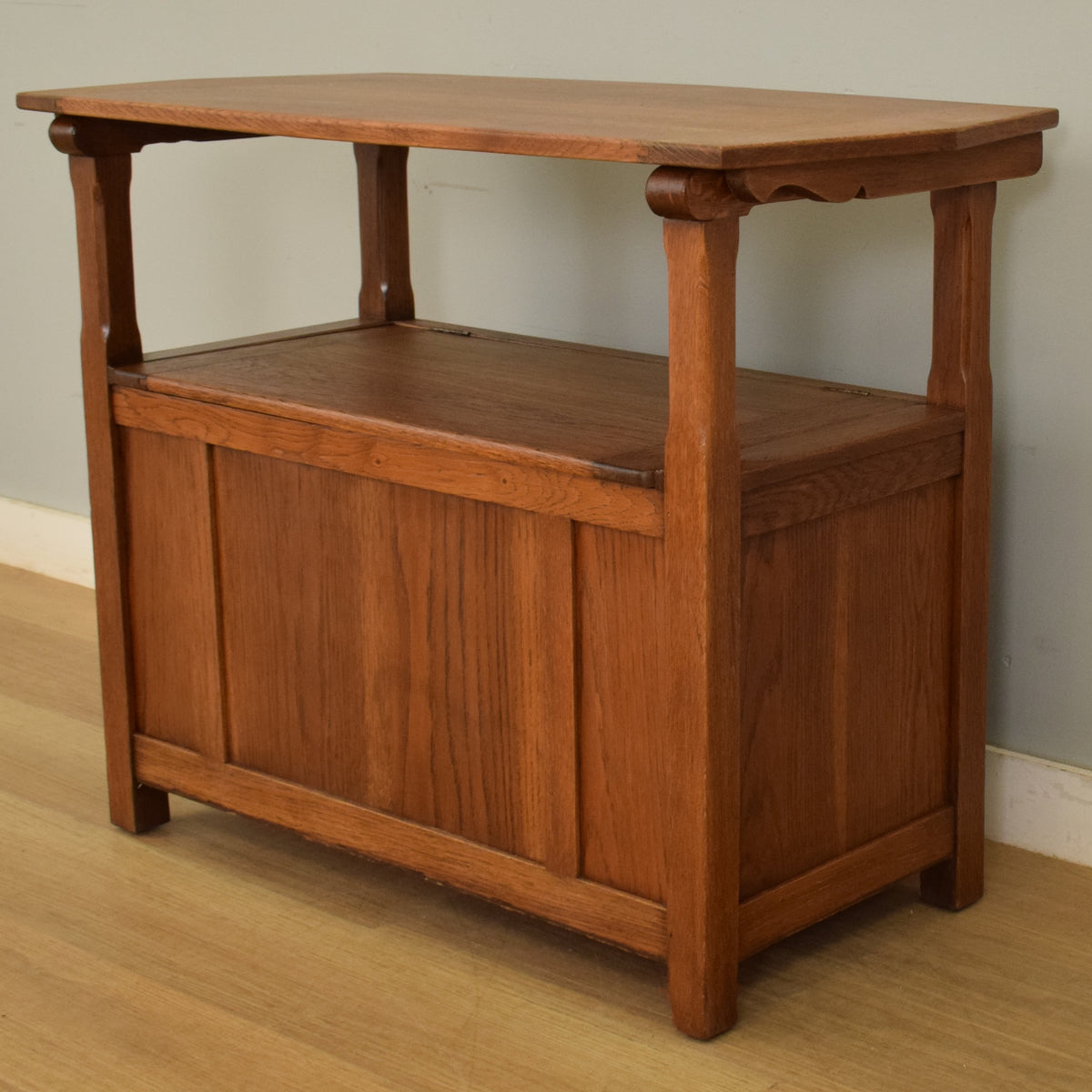 Oak monks bench