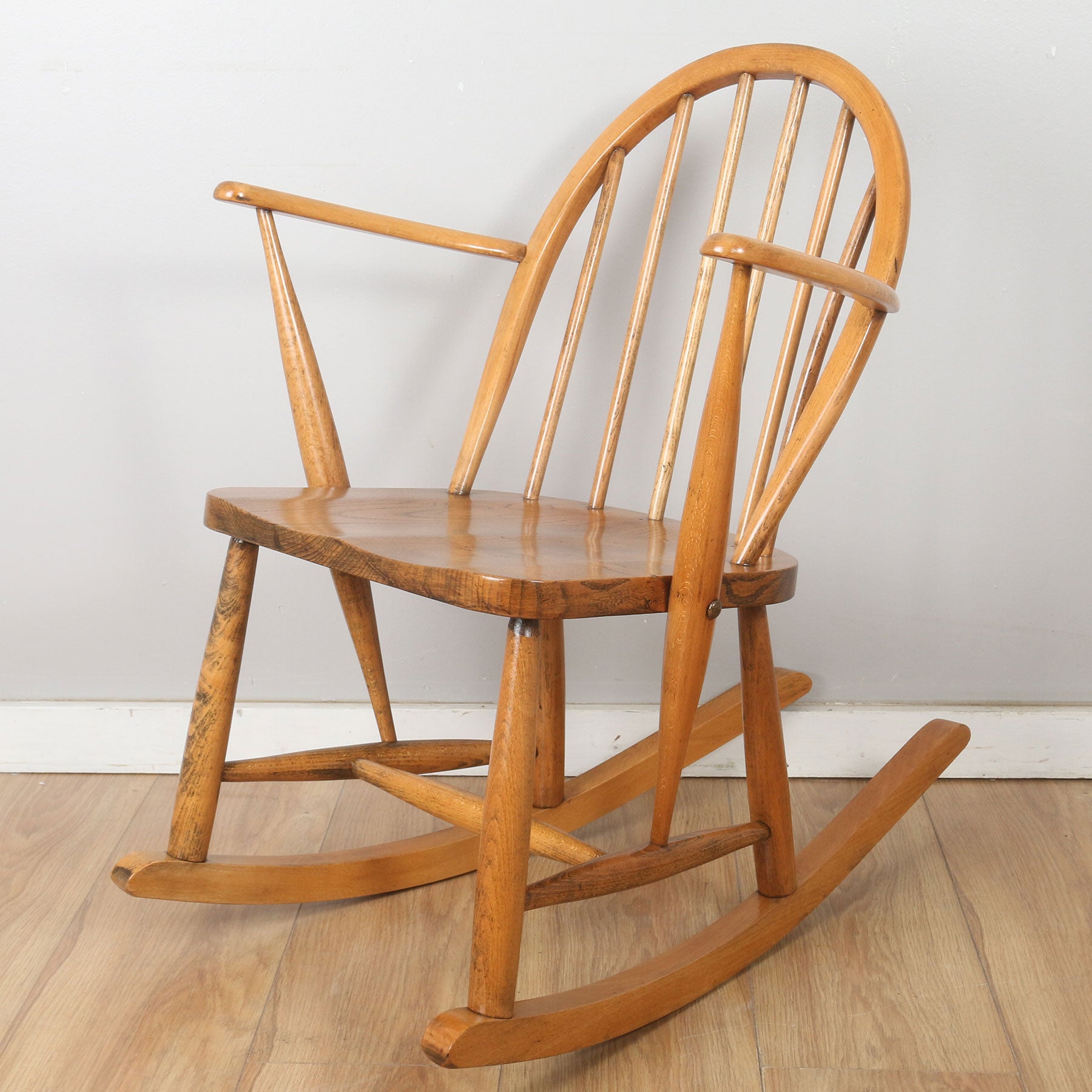 Ercol Childs Rocking Chair – Betel Restored Furniture