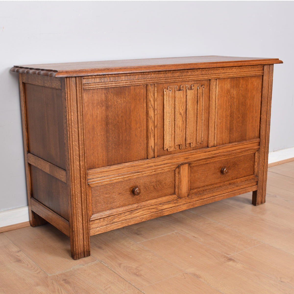 Mule Chest with Drawers