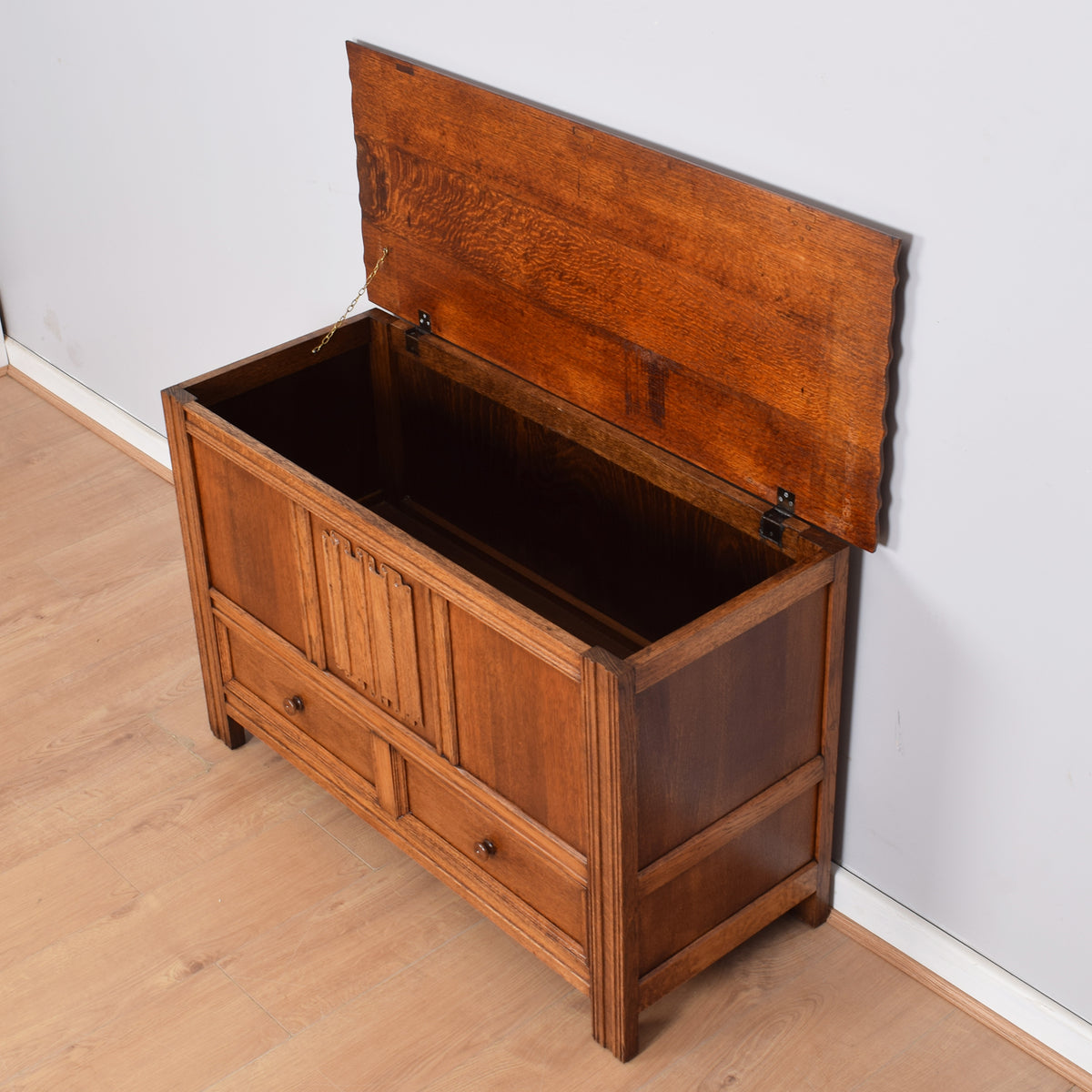 Mule Chest with Drawers