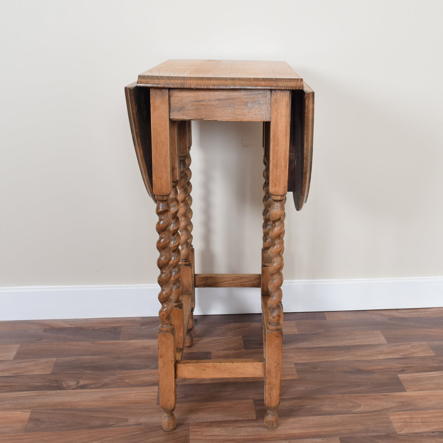 Solid oak deals drop leaf table