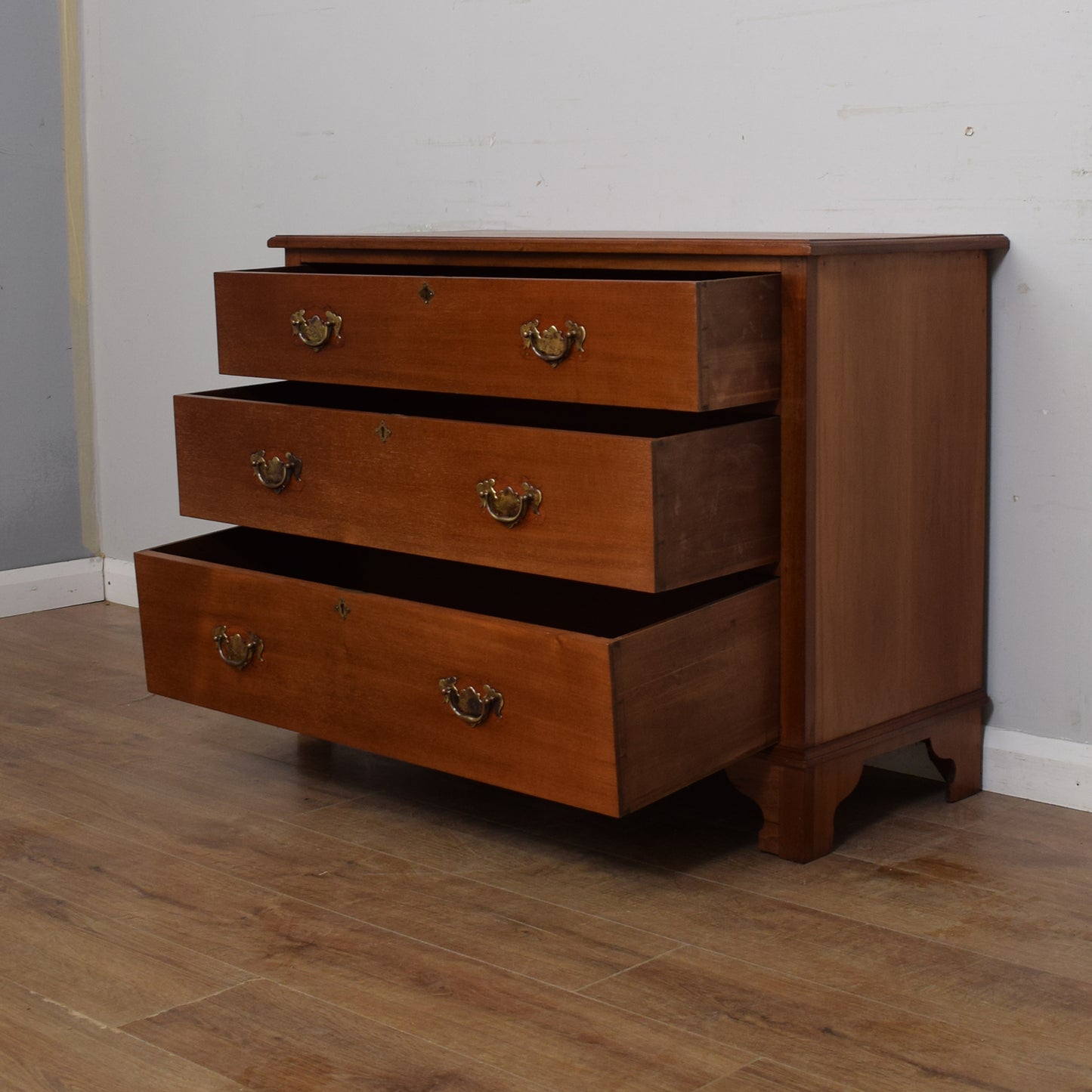 Antique Mahogany Chest Of Drawers