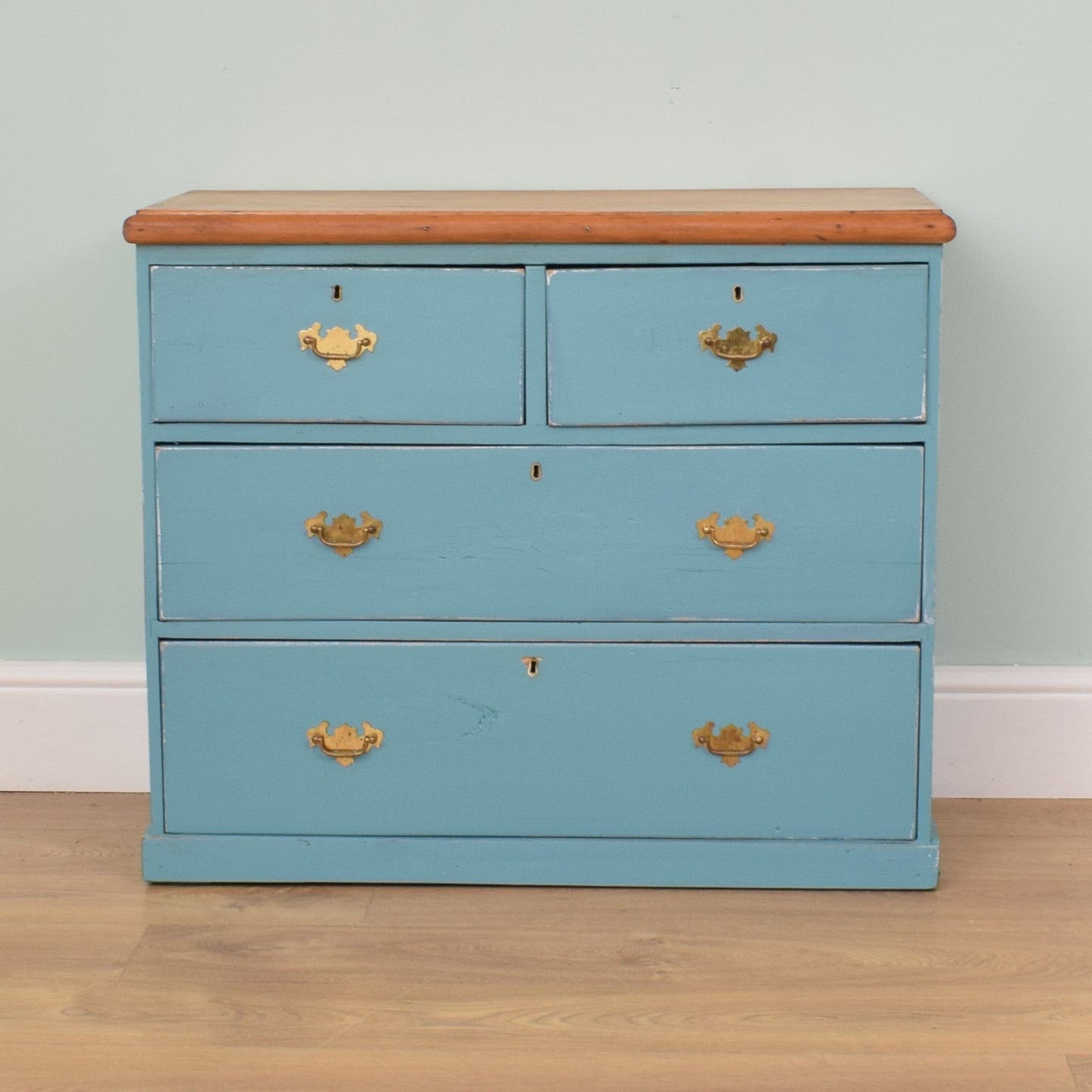 Vintage Chest of Drawers