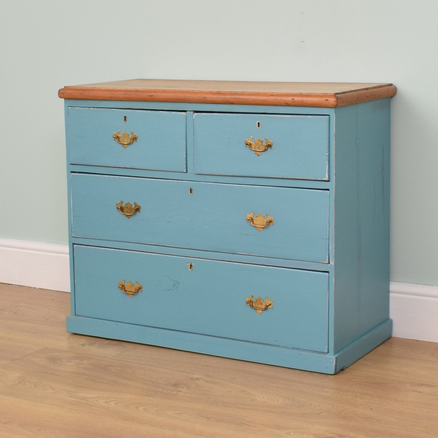 Vintage Chest of Drawers