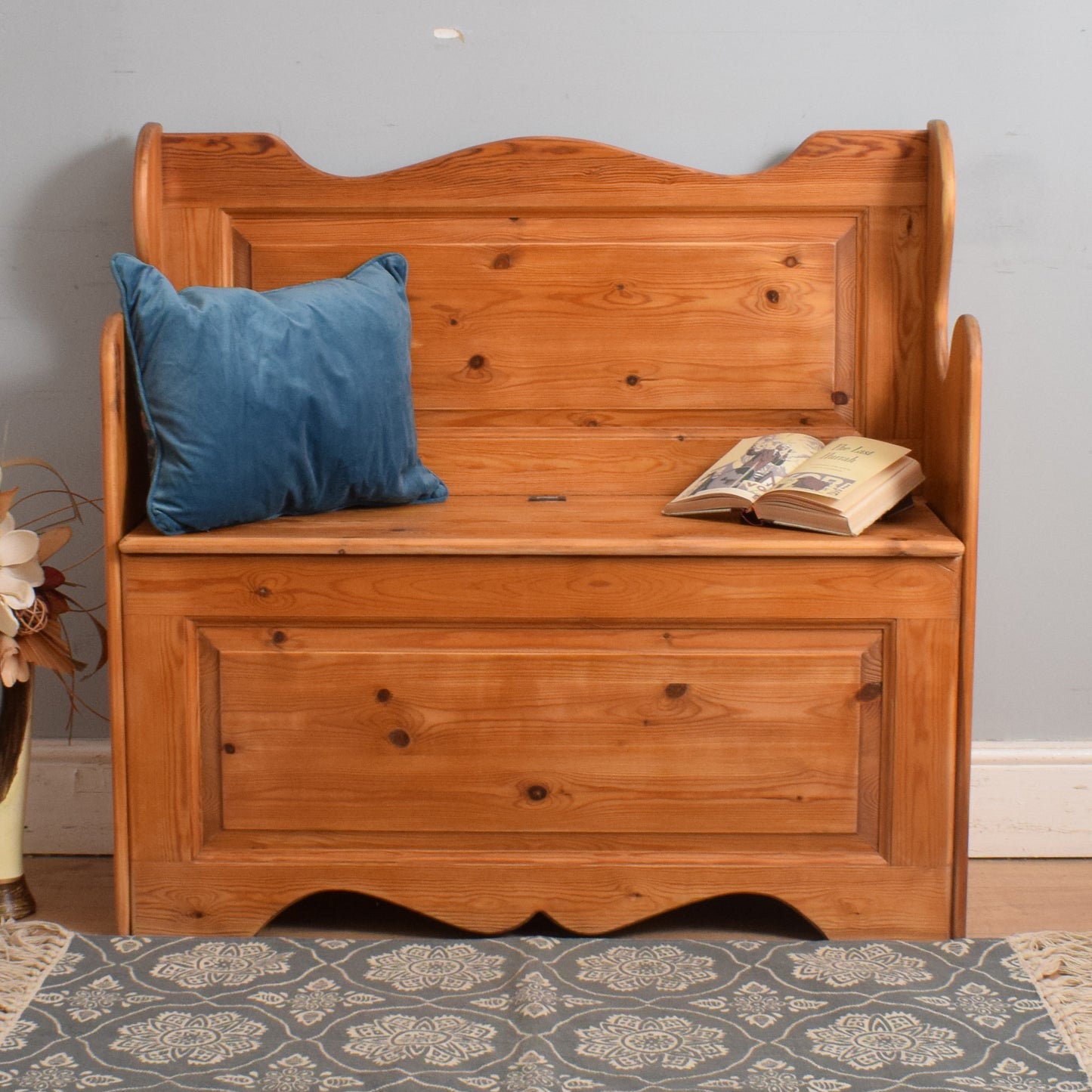 Restored Pine Settle