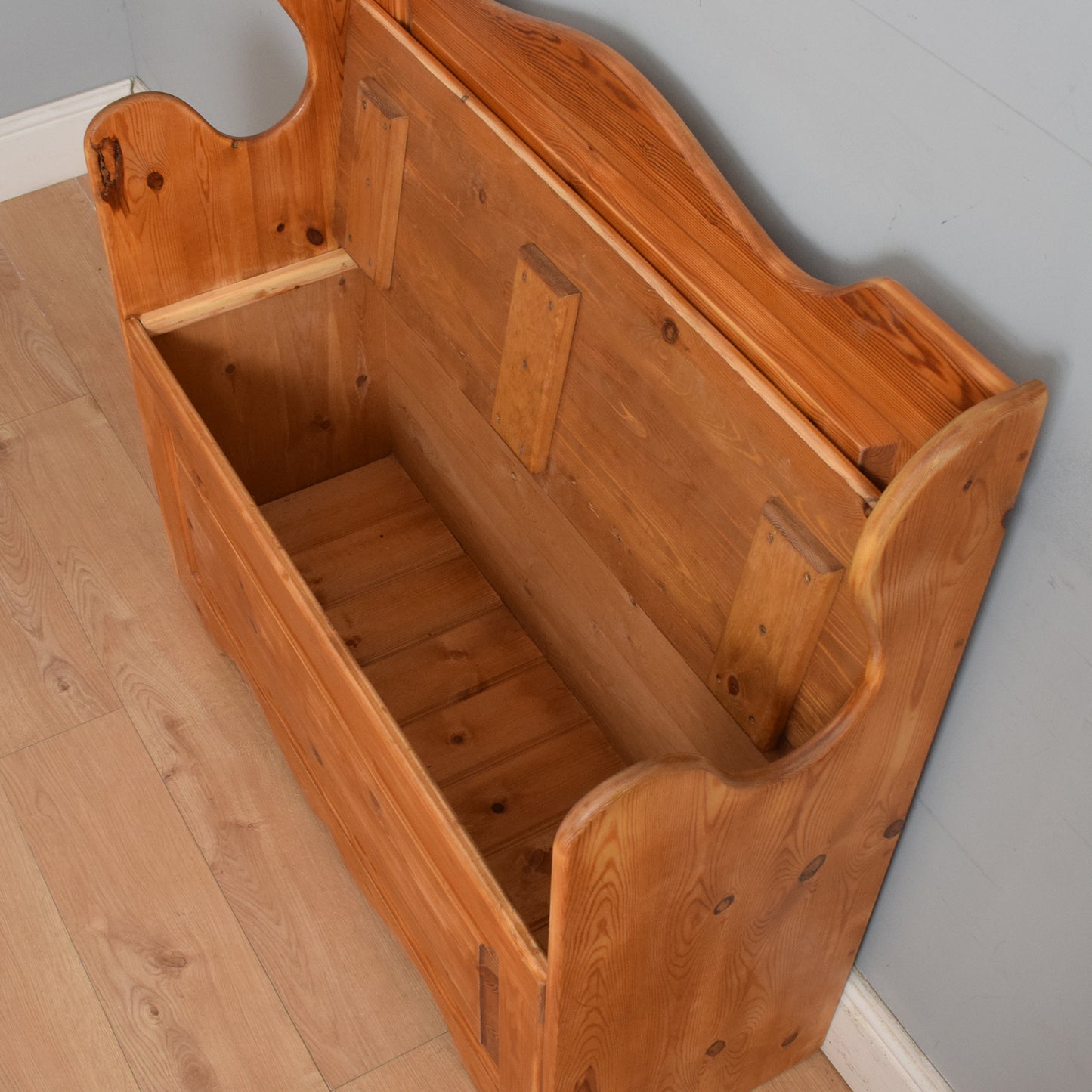 Restored Pine Settle