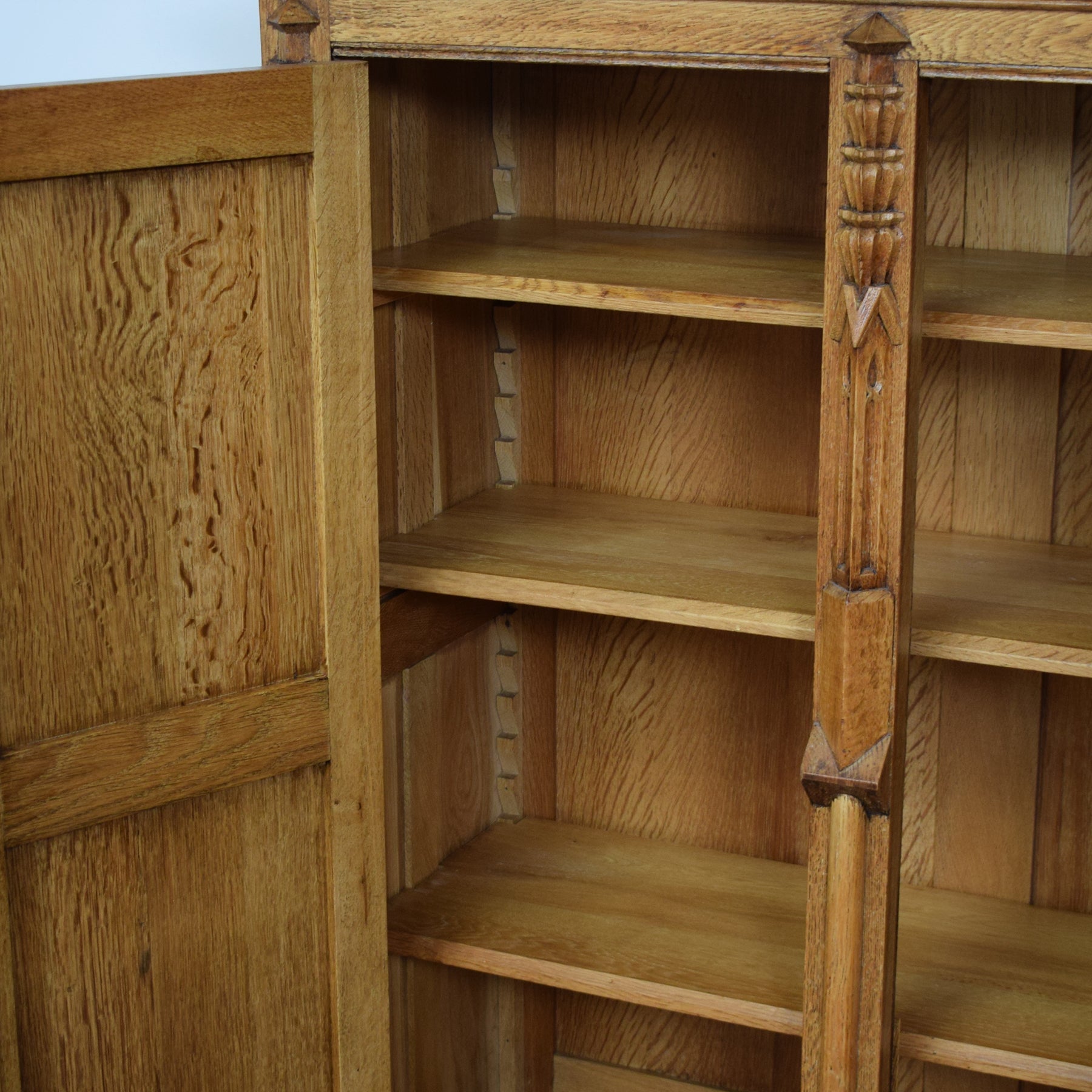 Cheap 2024 linen cupboard