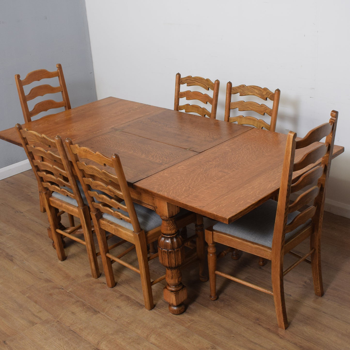 Vintage Oak Extendable Table And Six Chairs