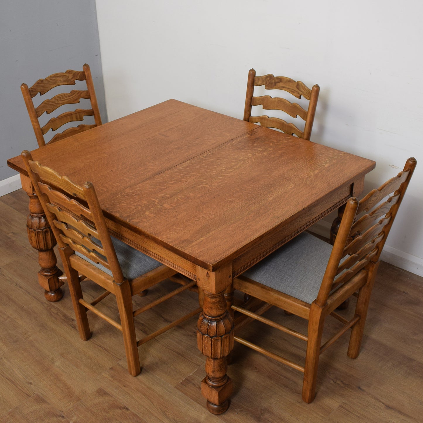 Vintage Oak Extendable Table And Six Chairs