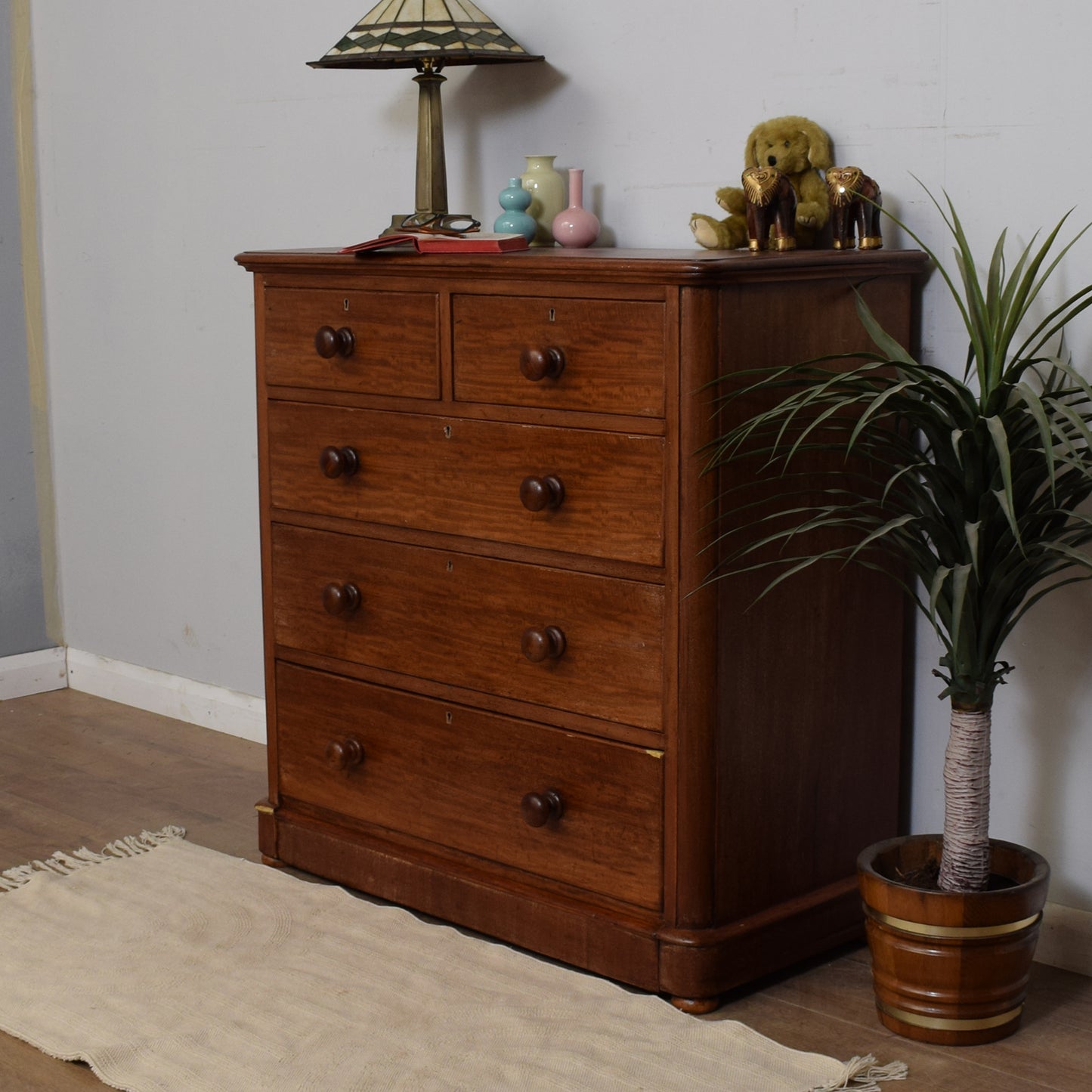 Antique Victorian Chest Of Drawers