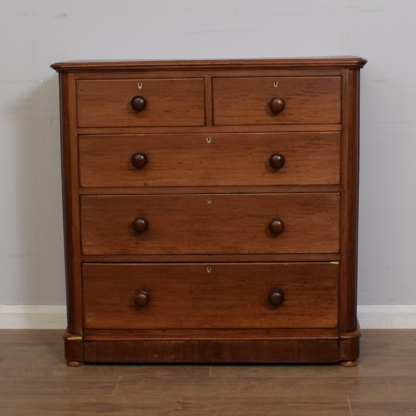 Antique Victorian Chest Of Drawers