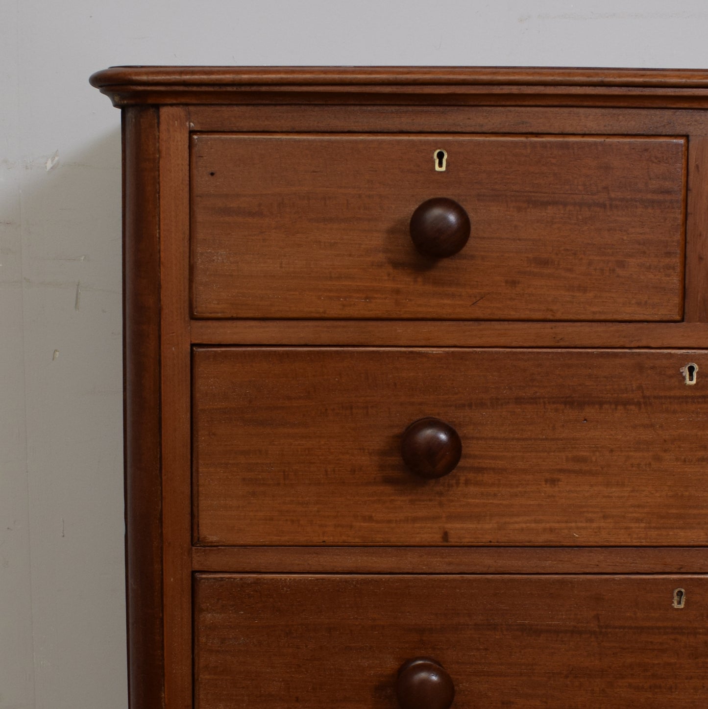 Antique Victorian Chest Of Drawers