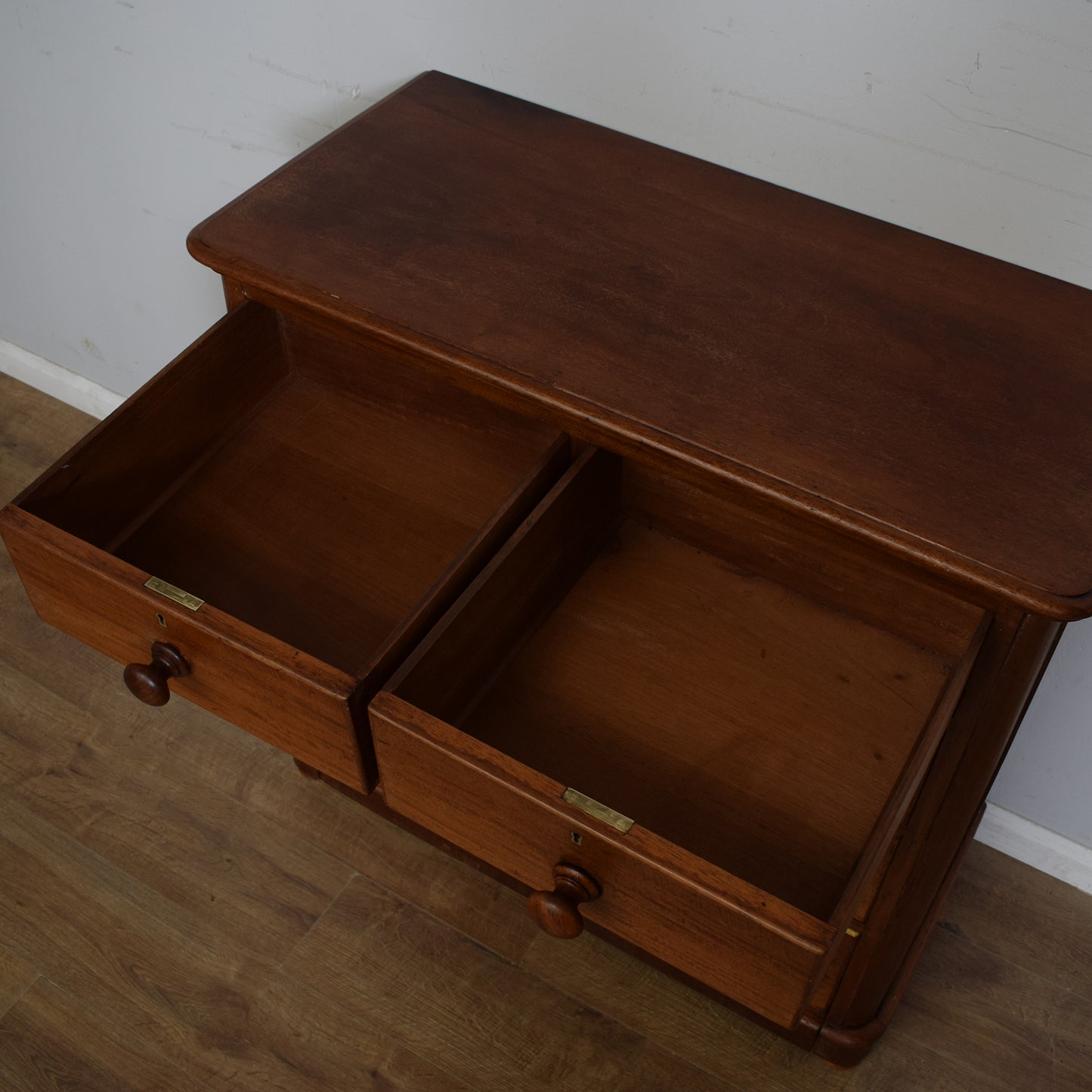 Antique Victorian Chest Of Drawers