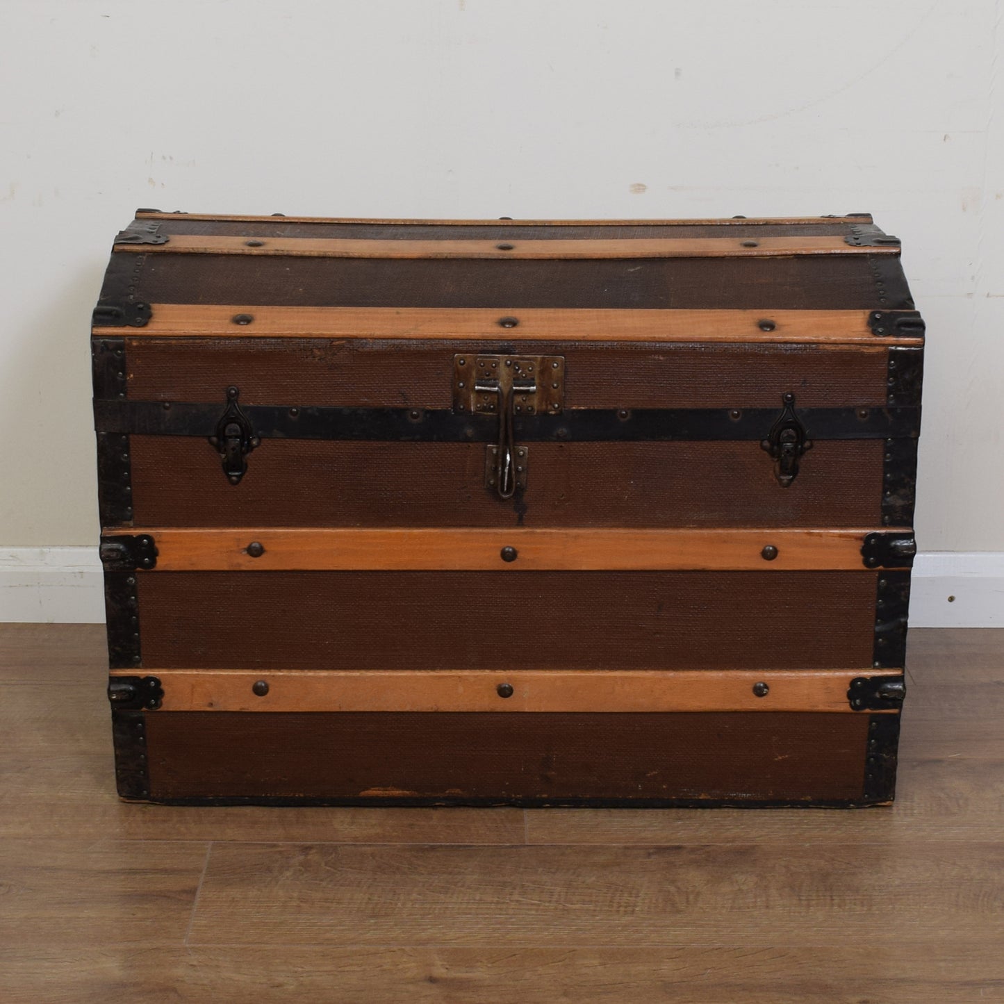 Vintage Treasure Chest Style Trunk
