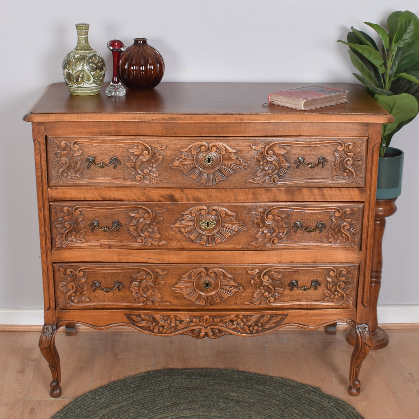 French Chest of Drawers