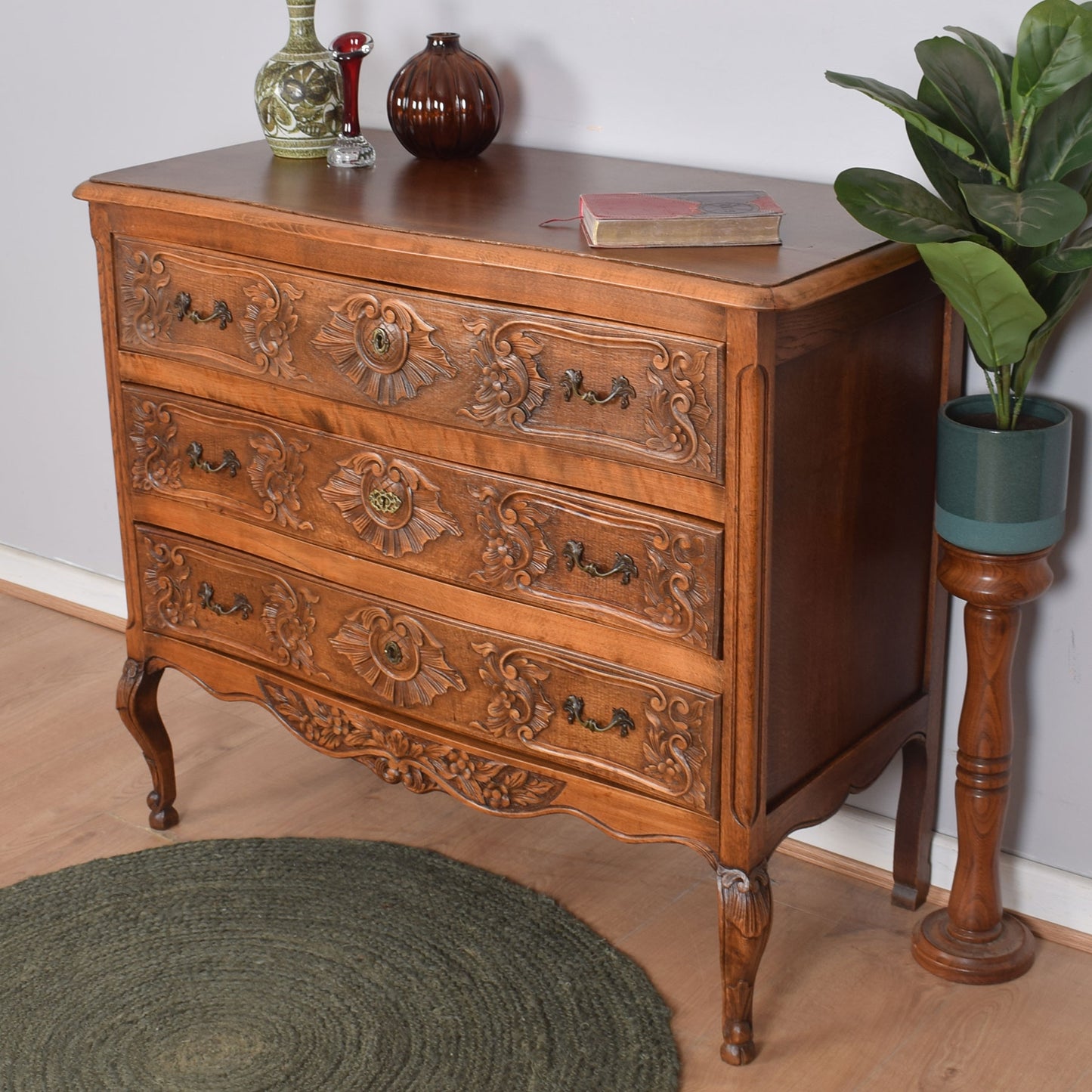 French Chest of Drawers