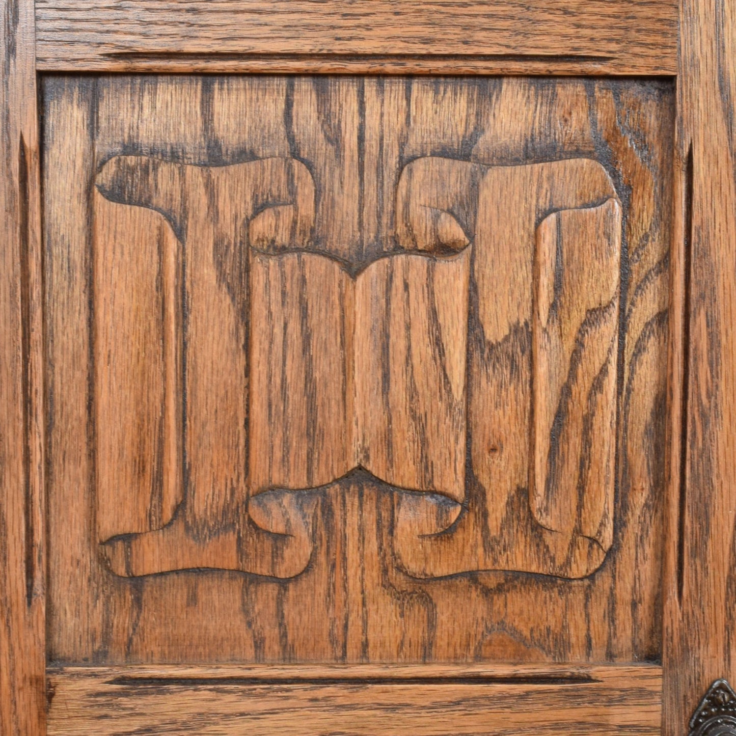 Carved Oak Hi-Fi Cabinet