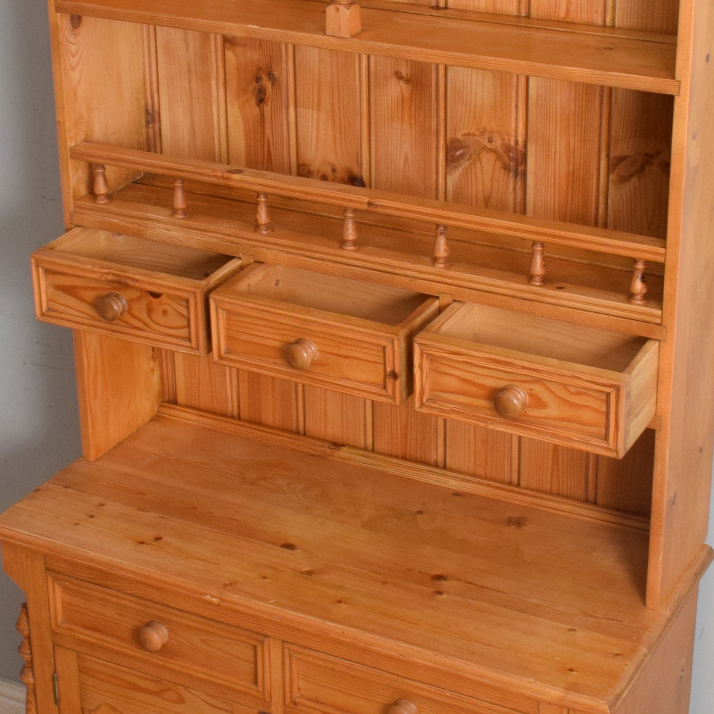 Farmhouse Style Pine Dresser