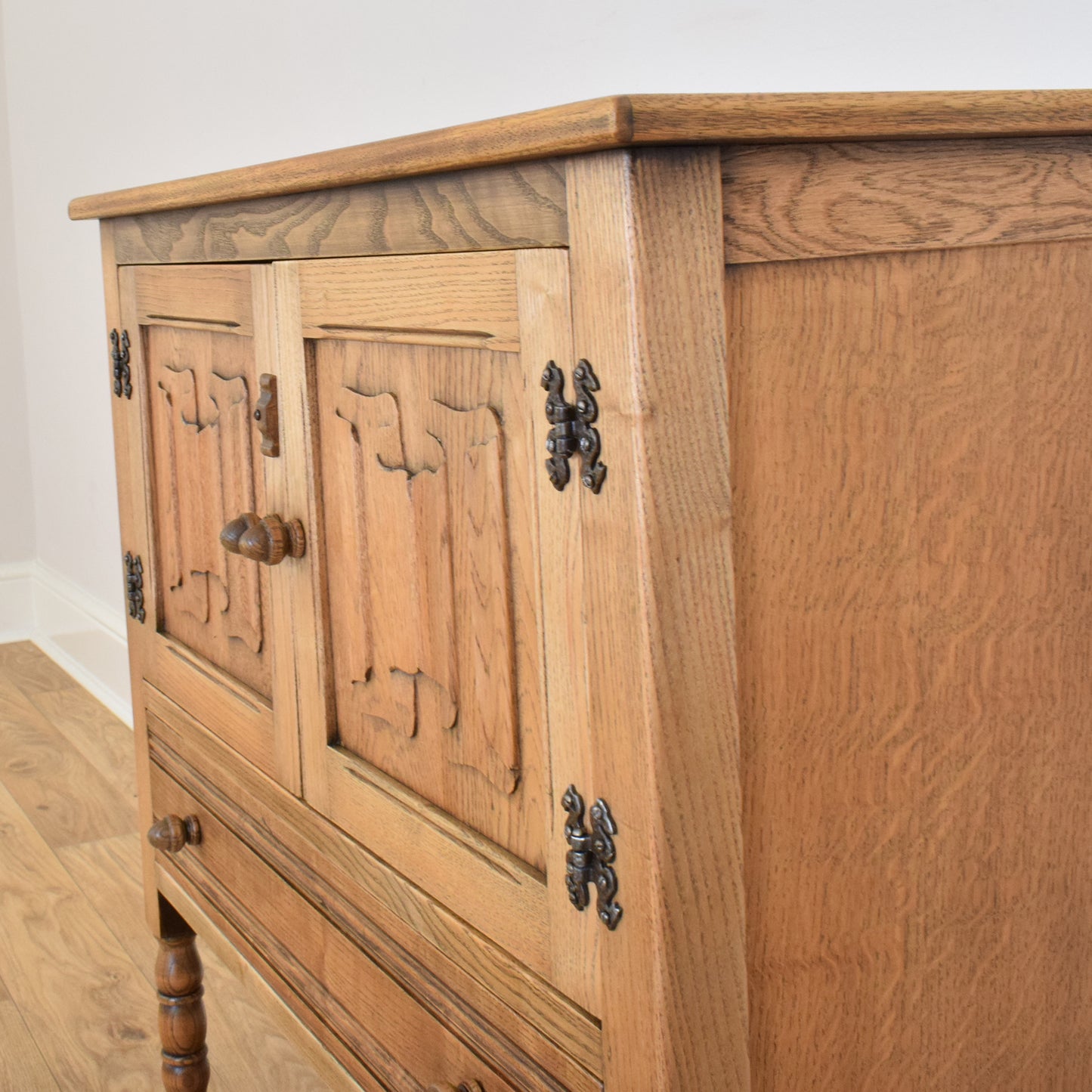 Jaycee Oak Cabinet