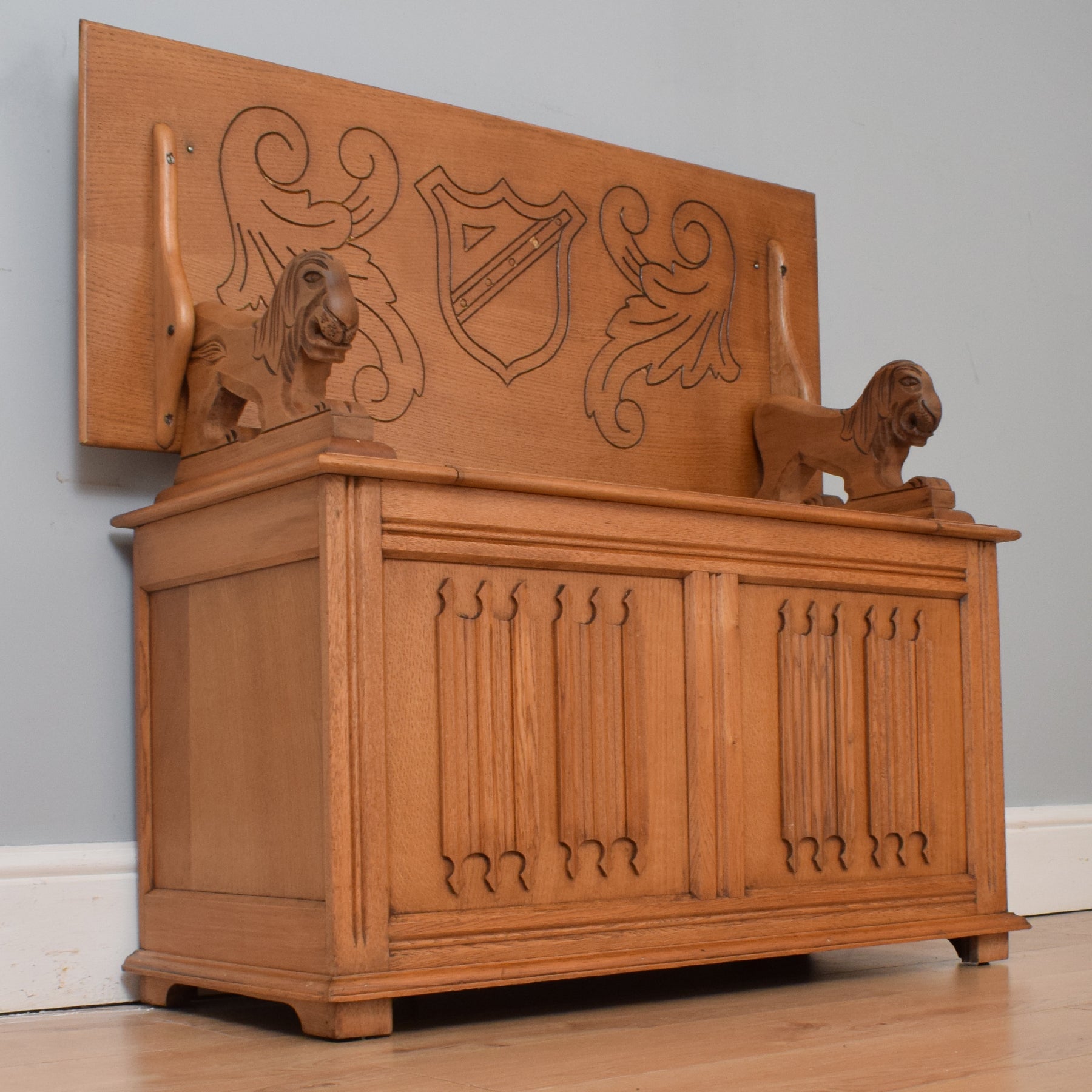 Classic Oak Monks Bench Betel Restored Furniture