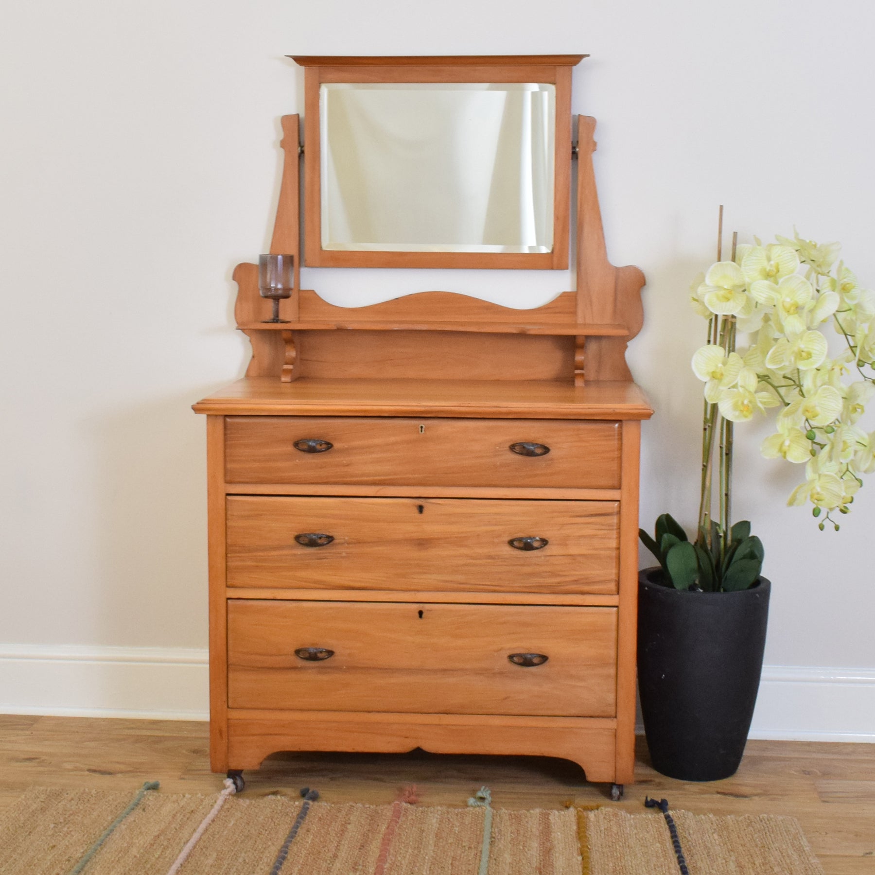 Restored Dressing Table – Betel Restored Furniture